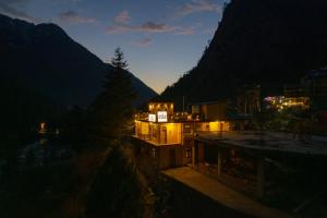 Nomads Hostel