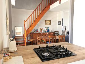 Desiree Arago 400m de la Plage