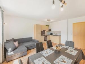 Apartment in Tyrol with parking