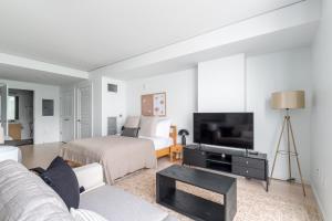 Pioneer Sq Studio w Gym WD nr Occidental Sq SEA-40
