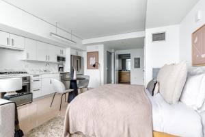 Pioneer Sq Studio w Gym WD nr Occidental Sq SEA-40