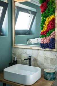 Spacious studio near lake