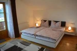 Haus letzte Rose - ريدن