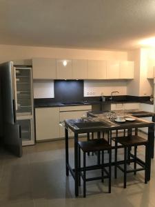 Appartements Superbe appartement neuf T3 avec terrasse, parking : photos des chambres