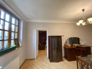 Sweet Home Sleeps 4 with Garden