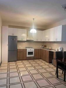 Apartment Sleeps 2 with Balcony