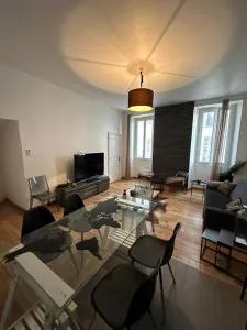 CANNES FESTIVALS b - Le Suquet