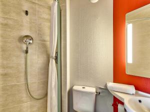 Hotels B&B HOTEL Clermont-Ferrand Gerzat : photos des chambres