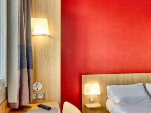 Hotels B&B HOTEL Clermont-Ferrand Gerzat : photos des chambres