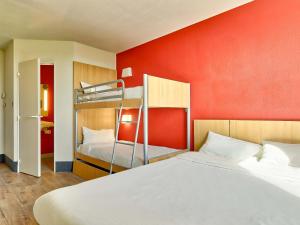 Hotels B&B HOTEL Clermont-Ferrand Gerzat : photos des chambres