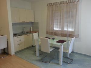 New Studio Apartments Trlaja 