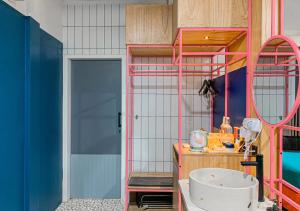 Phòng Tiêu Chuẩn 2 Giường Đơn  (Standard Twin Room)