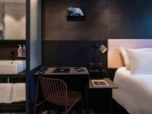 Hotels TRIBE Paris Batignolles : photos des chambres