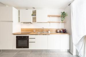 KHL APARTMENTS - SanSiro, Milano