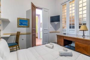 4 Bedroom Vintage House in heart of Pagrati Athens