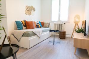 Appartements KASA SERENITY - Tout equipe - 3 TV : photos des chambres