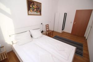 Two-Bedroom Apartment room in Mainhatten Apartment