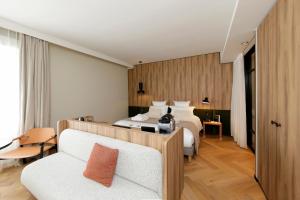 Hotels Le Richebourg Hotel, Restaurant & Spa : Chambre Double Prestige avec Terrasse