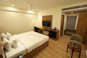 Hotel Sharda Residency