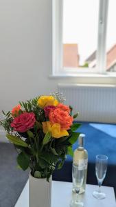 Sandy Beach Apartment by Seaside Llandudno