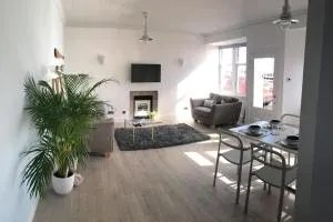 The Bolthole - Dunfermline