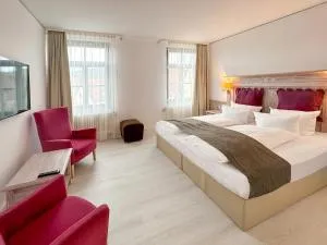 多美罗赖兴施万德酒店  - 佩格尼茨河畔劳夫