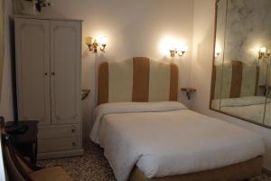 Small Double Room room in B&B Cà Del Modena
