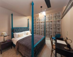 Superior Double Room room in The City of London Club