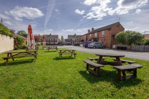 The Angel Inn Pub-Dine & Stay Misson