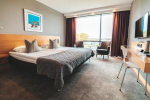 Twin Room with Garden View (Excluding entré Pool club) room in Sankt Jörgen Park