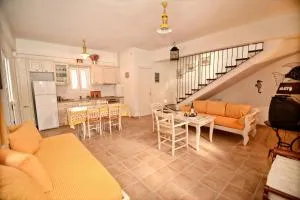 Timessa Mezonette - Agios Kirikos - 阿基奥斯基利考斯