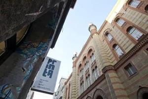 Authentic Budapest Home in the Jewish Quarter