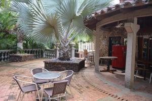 Hotel Pueblito Español (4 personas)