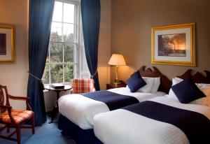 Classic Double/Twin Room room in Royal Scots Club