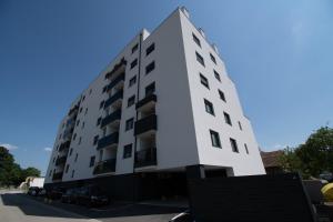 Flexible SelfCheckIns 50 - Zagreb - Garage - Loggia - New