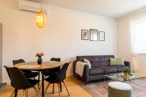 Flexible SelfCheckIns 50 - Zagreb - Garage - Loggia - New