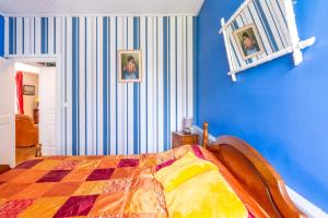 Maisons de vacances Maison de 3 chambres avec jardin clos et wifi a Rostrenen : photos des chambres