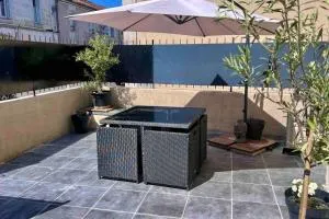 Maison avec terrasse cosy, 2 chambres, wifi, parking - 尚尼耶