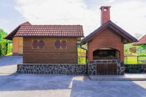 Holiday Home Lanita with Two Bedrooms & Terrace