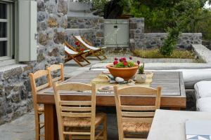 Stone House Siga Siga. Enjoy Serenity & Privacy