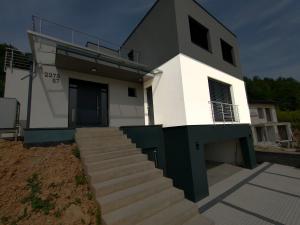 Prémiový apartmán s vlastným vchodom a parkovaním v garáži