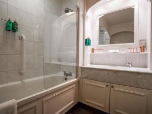 Suite room in Milton Keynes/Buckingham Villiers Hotel