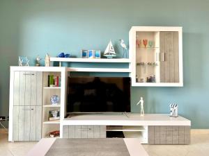 Flight over the sea House by Housilia