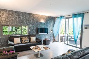 Villa des Arts, 100 meters from the sea, Swimming pool, Wifi, Air conditioning and 6 Bikes