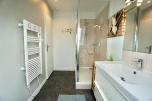 Appartements Sweet Inn * plage a 200m * : photos des chambres