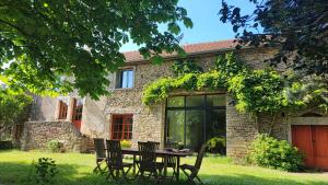 Sejours chez l'habitant Calme et confort a la campagne en Bourgogne vinicole, : photos des chambres