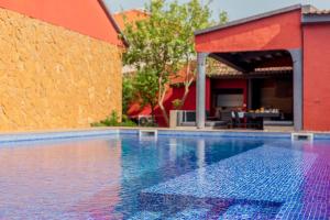 Aroeira Pool House by Lisbon-Coast vacation - 3hvězdičkové hotely ve městě Charneca