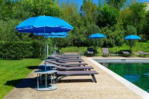 Maisons de vacances Charming house with pool and garden access : photos des chambres