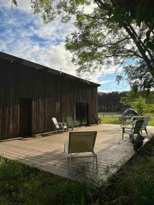 Chalets Cosy Cabane Boise solaire, Balneo bath et toilette seche a la Ferme : photos des chambres