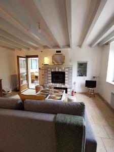 Maison de campagne à Conie-Molitard (1h30 de Paris)